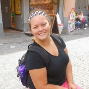 Meet your Posher, Nicole